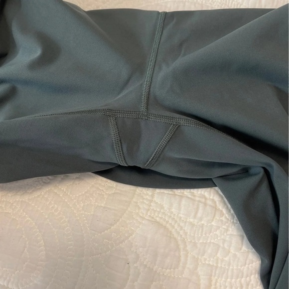 Lululemon Wunder Under 21” - Picture 4 of 5